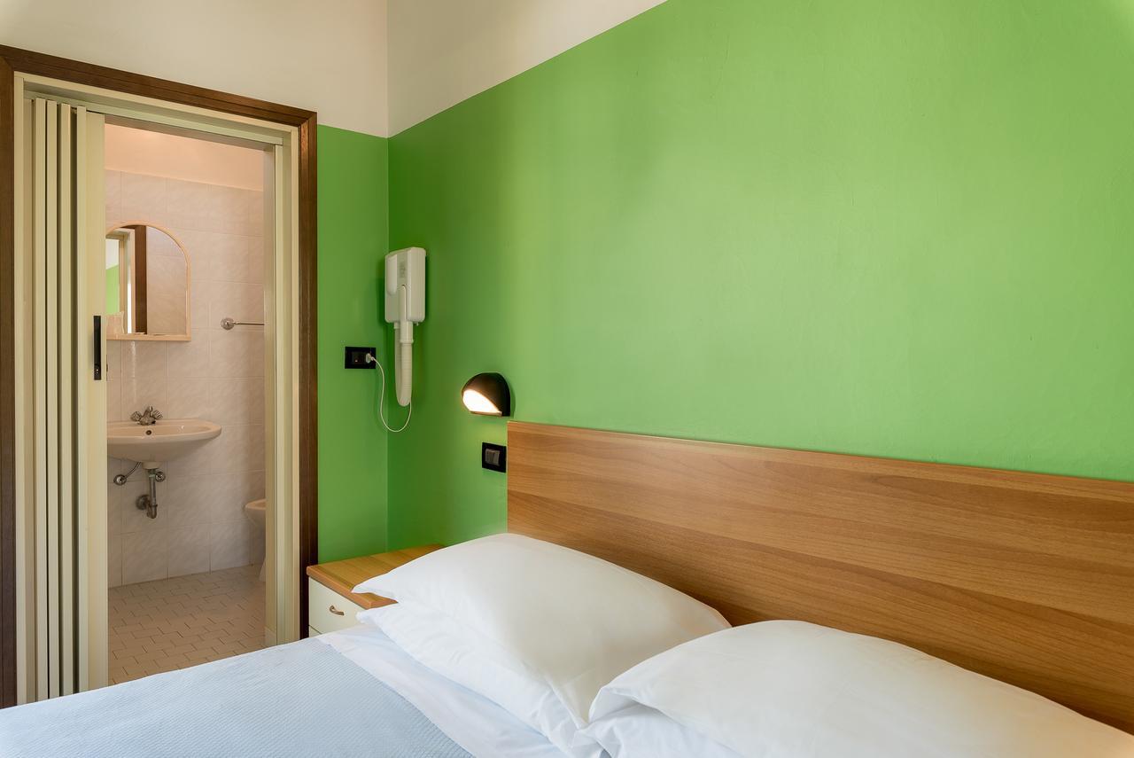 Hotel T Depandance Rimini Exterior foto